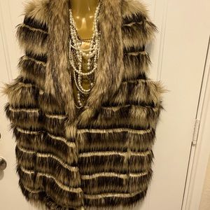 Faux Fur Animal Print Vest